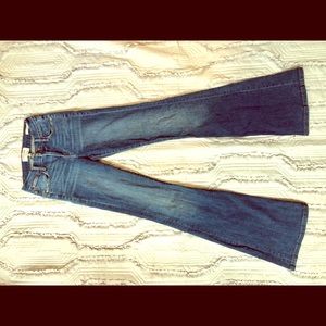 Frame ‘Le High Flare’ jeans